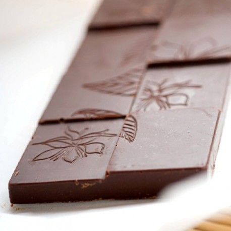 Tablette 69-00 Rrraw Chocolat cru Raw Chocolate Tablette 69-00 Rrraw Chocolat cru Raw Chocolate